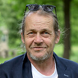 Marek Douša, karikaturista, ilustrátor a novinář